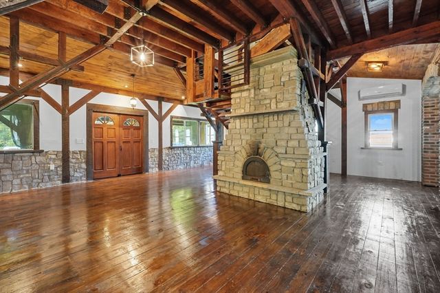 460 Federal St, Belchertown, MA 01007