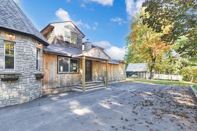 460 Federal St, Belchertown, MA 01007
