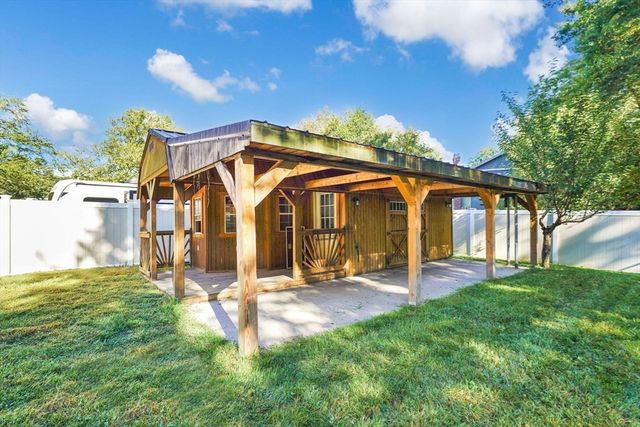 460 Federal St, Belchertown, MA 01007