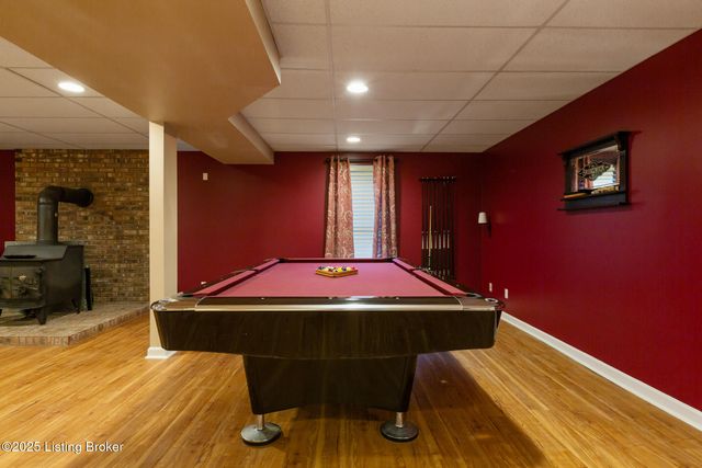 4605 Shadyview Dr, Floyds Knobs, IN 47119