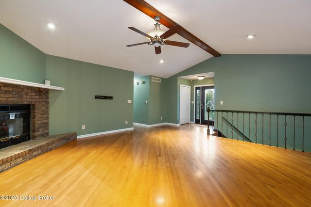 4605 Shadyview Dr, Floyds Knobs, IN 47119