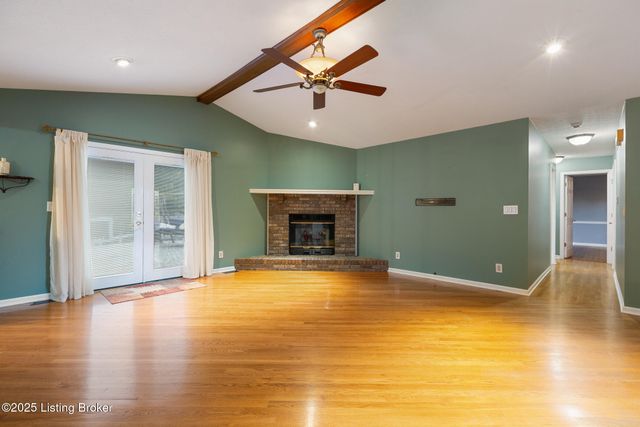 4605 Shadyview Dr, Floyds Knobs, IN 47119