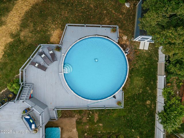 4605 Shadyview Dr, Floyds Knobs, IN 47119