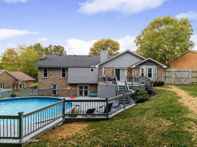 4605 Shadyview Dr, Floyds Knobs, IN 47119