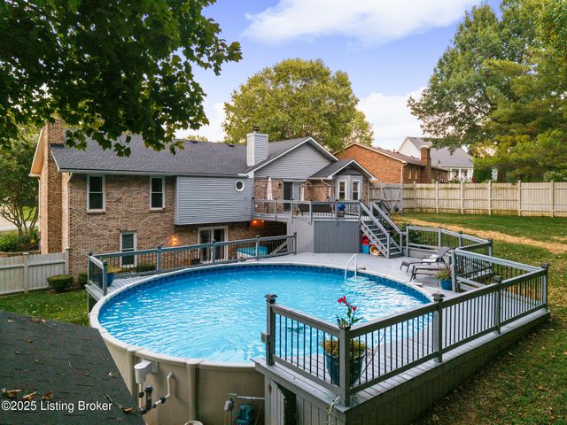 4605 Shadyview Dr, Floyds Knobs, IN 47119