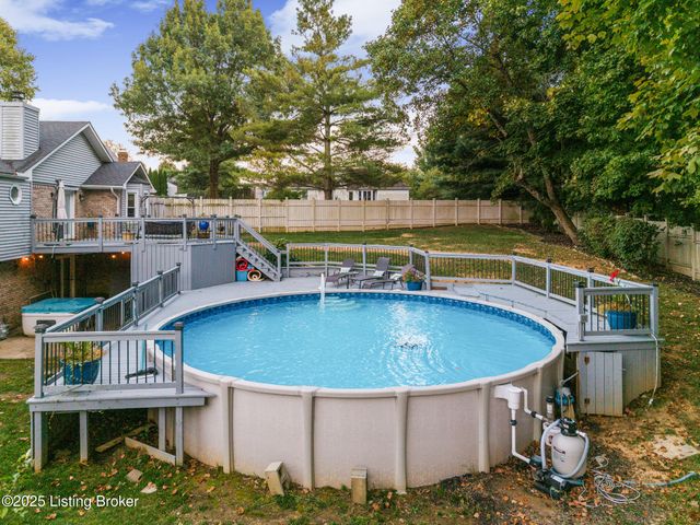 4605 Shadyview Dr, Floyds Knobs, IN 47119