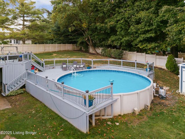 4605 Shadyview Dr, Floyds Knobs, IN 47119