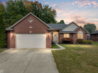 34203 Jerome Street, Chesterfield Twp, MI 48047