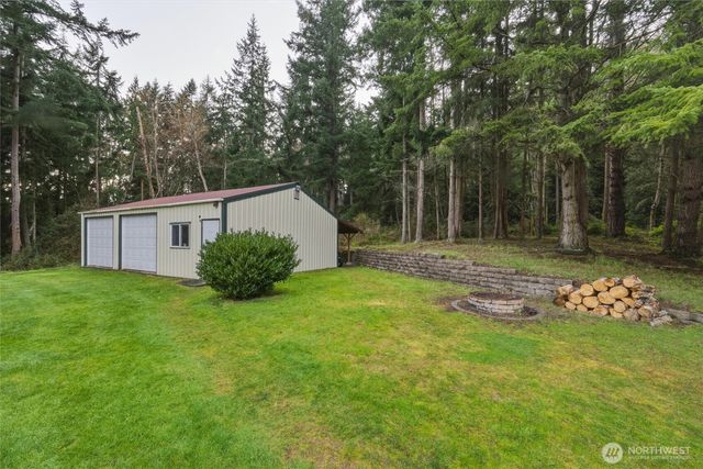 4145 Glendale Road, Clinton, WA 98236
