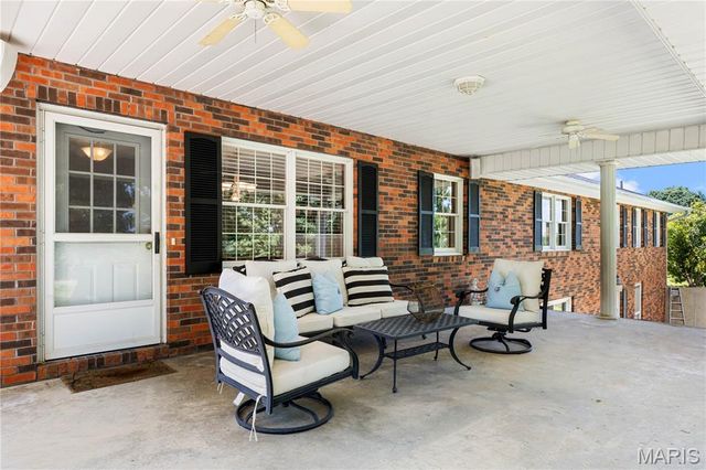 794 Linns Mill Road, Troy, MO 63379