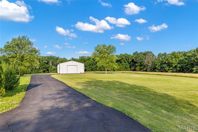 794 Linns Mill Road, Troy, MO 63379