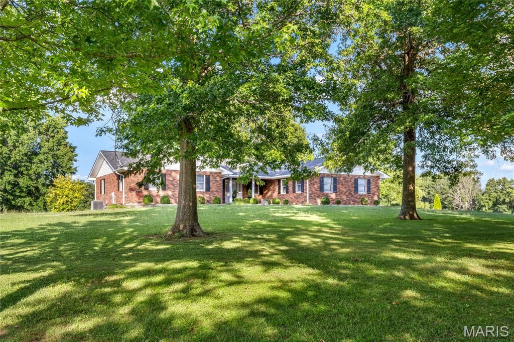 794 Linns Mill Road, Troy, MO 63379