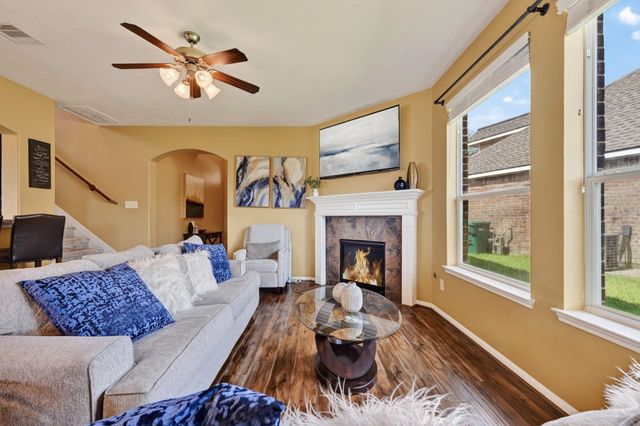 10202 Larkmist Lane, Tomball, TX 77375