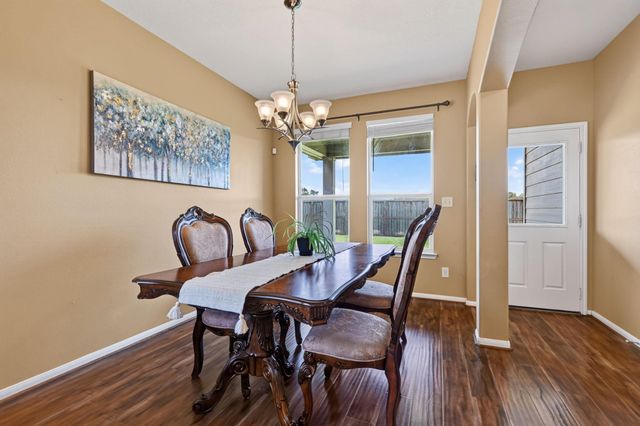 10202 Larkmist Lane, Tomball, TX 77375