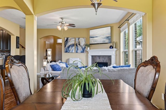 10202 Larkmist Lane, Tomball, TX 77375