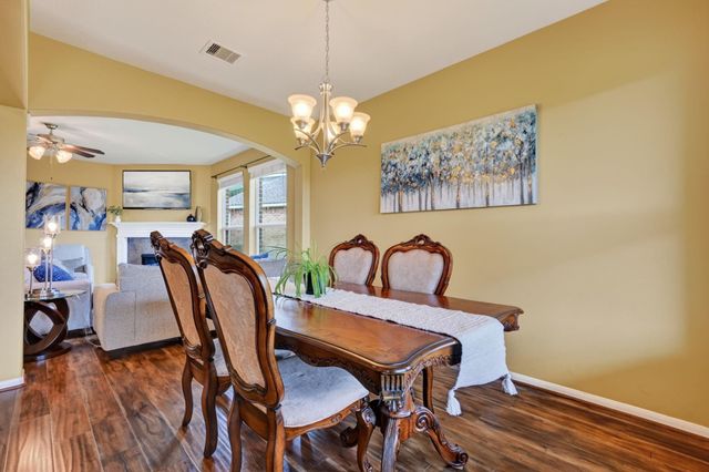10202 Larkmist Lane, Tomball, TX 77375