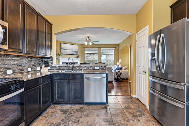 10202 Larkmist Lane, Tomball, TX 77375
