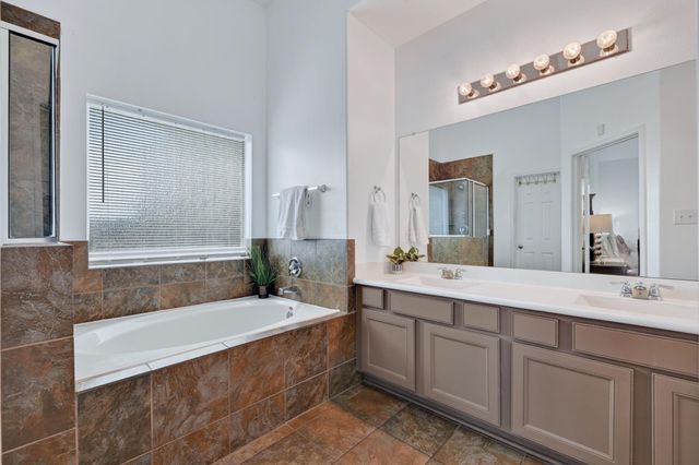 10202 Larkmist Lane, Tomball, TX 77375