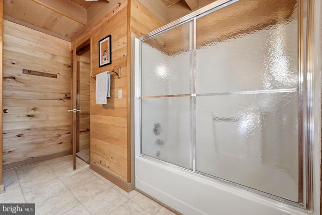 382 SUNDOWN TRL, Great Cacapon, WV 25422