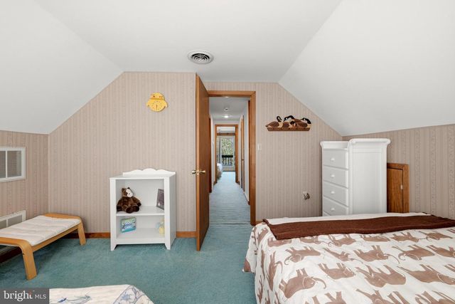 382 SUNDOWN TRL, Great Cacapon, WV 25422