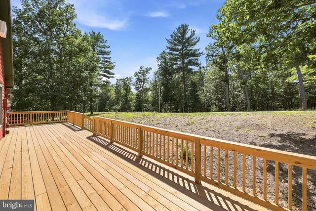 382 SUNDOWN TRL, Great Cacapon, WV 25422