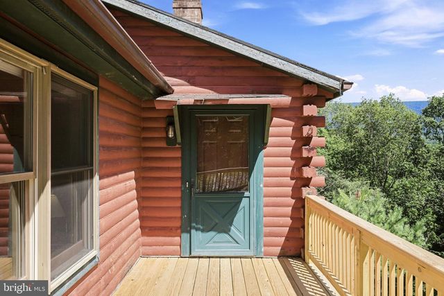 382 SUNDOWN TRL, Great Cacapon, WV 25422
