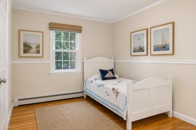16 Makanna Drive, Huntington, NY 11743
