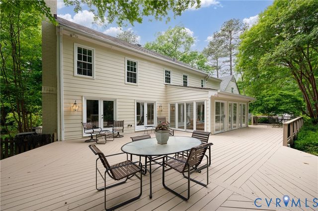 6 E Lower Tuckahoe Rd, Richmond, VA 23238