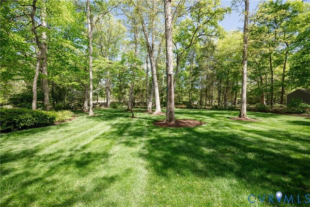 6 E Lower Tuckahoe Rd, Richmond, VA 23238