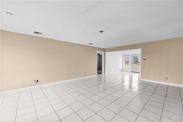 169 N Whitney St, Aransas Pass, TX 78336