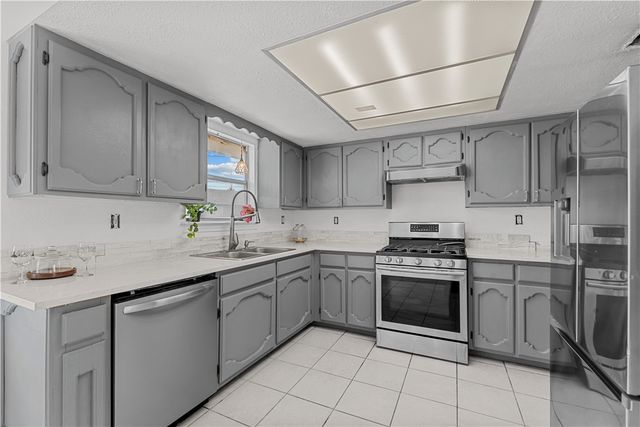 169 N Whitney St, Aransas Pass, TX 78336