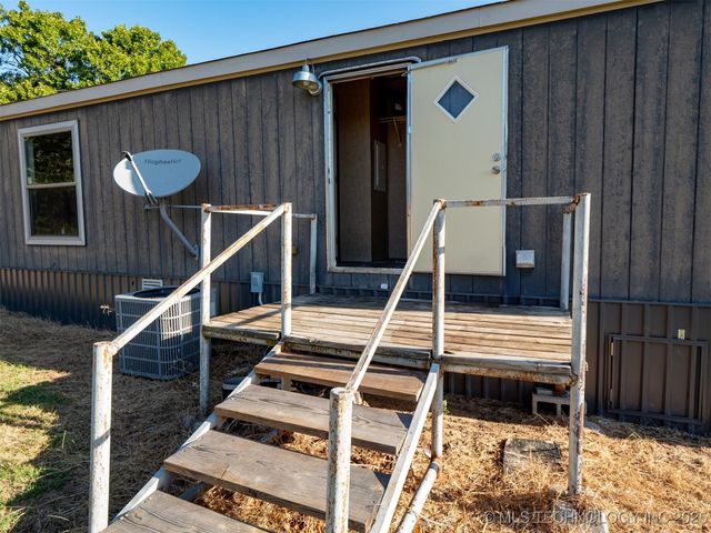 11137 Snell, Kingston, OK 73439