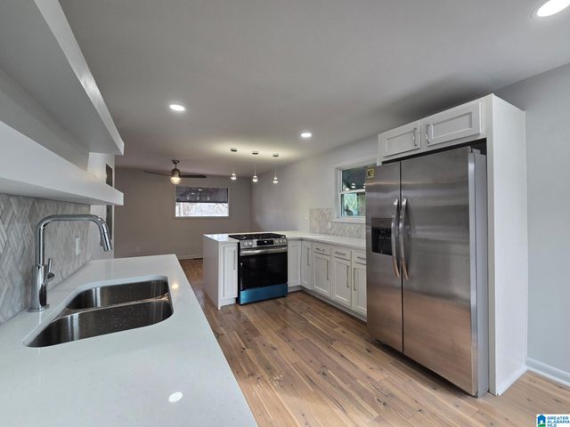 568 ANTWERP AVENUE, Birmingham, AL 35212