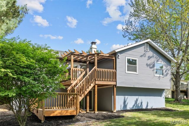 1433 Glenlea Drive, Maryland Heights, MO 63043