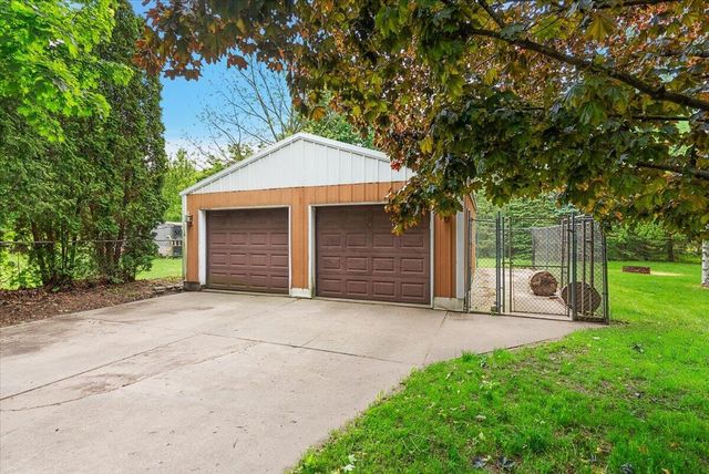 11781 8th Avenue NW, Grand Rapids, MI 49534