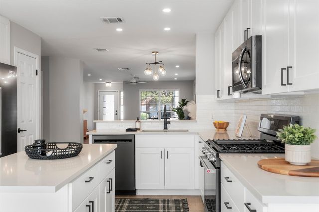 13521 Albania WAY, Austin, TX 78729