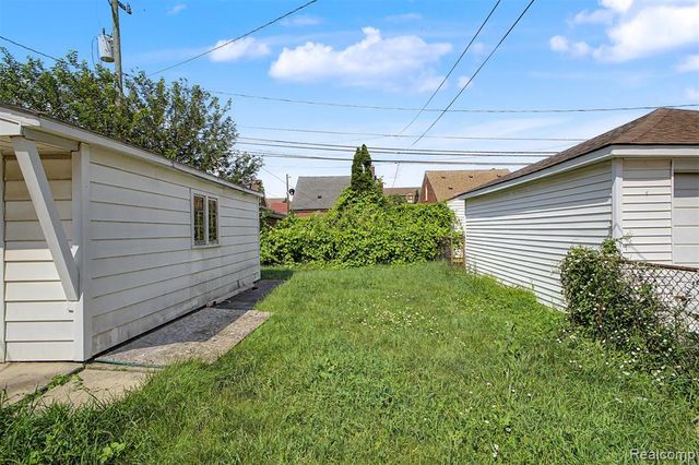 5485 Steadman Street, Dearborn, MI 48126