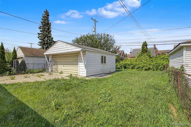 5485 Steadman Street, Dearborn, MI 48126