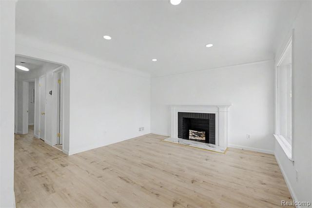 5485 Steadman Street, Dearborn, MI 48126
