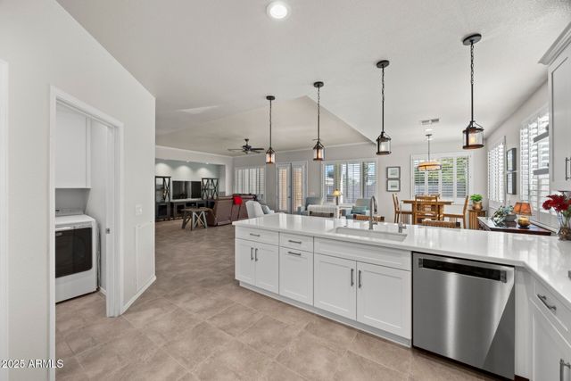 6745 S Bedford Court, Chandler, AZ 85249