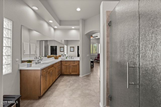 6745 S Bedford Court, Chandler, AZ 85249