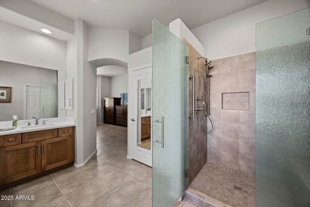 6745 S Bedford Court, Chandler, AZ 85249