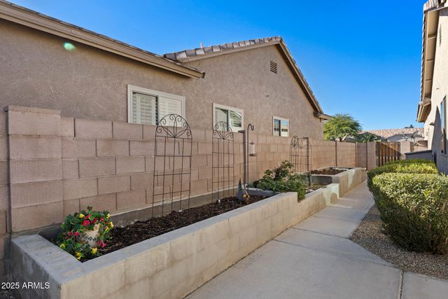6745 S Bedford Court, Chandler, AZ 85249