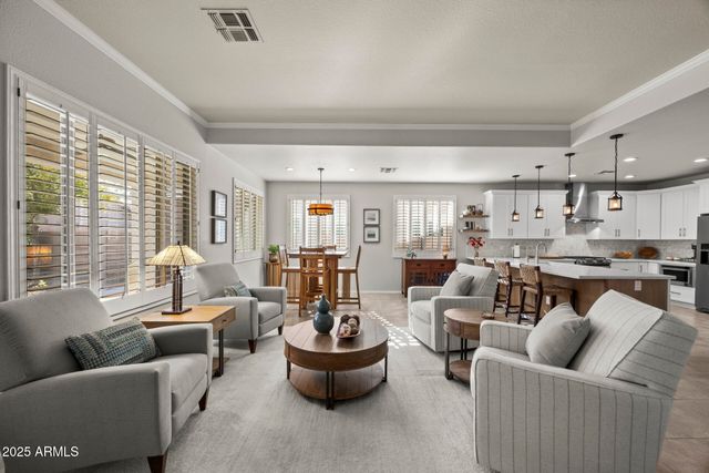 6745 S Bedford Court, Chandler, AZ 85249