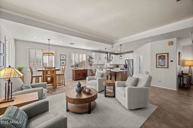 6745 S Bedford Court, Chandler, AZ 85249