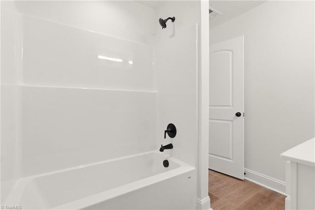 1655 Stone Hill Court, Winston-salem, NC 27105