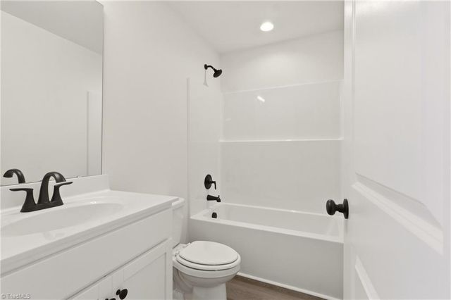 1655 Stone Hill Court, Winston-salem, NC 27105