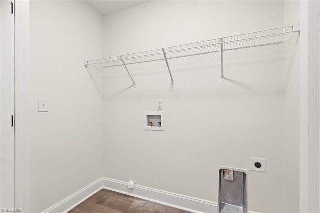 1655 Stone Hill Court, Winston-salem, NC 27105