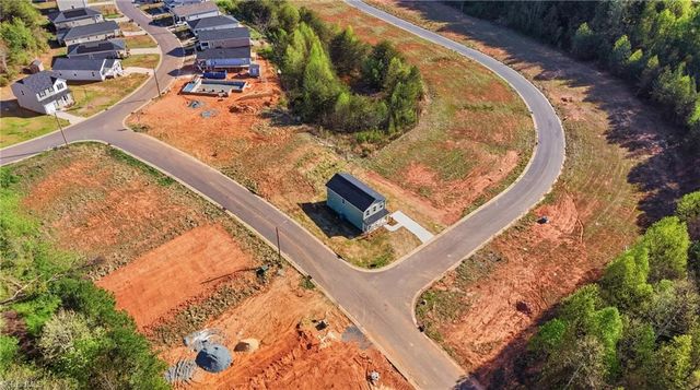 1655 Stone Hill Court, Winston-salem, NC 27105