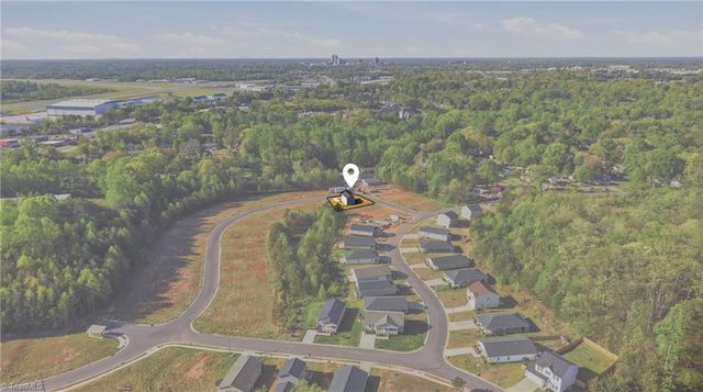 1655 Stone Hill Court, Winston-salem, NC 27105